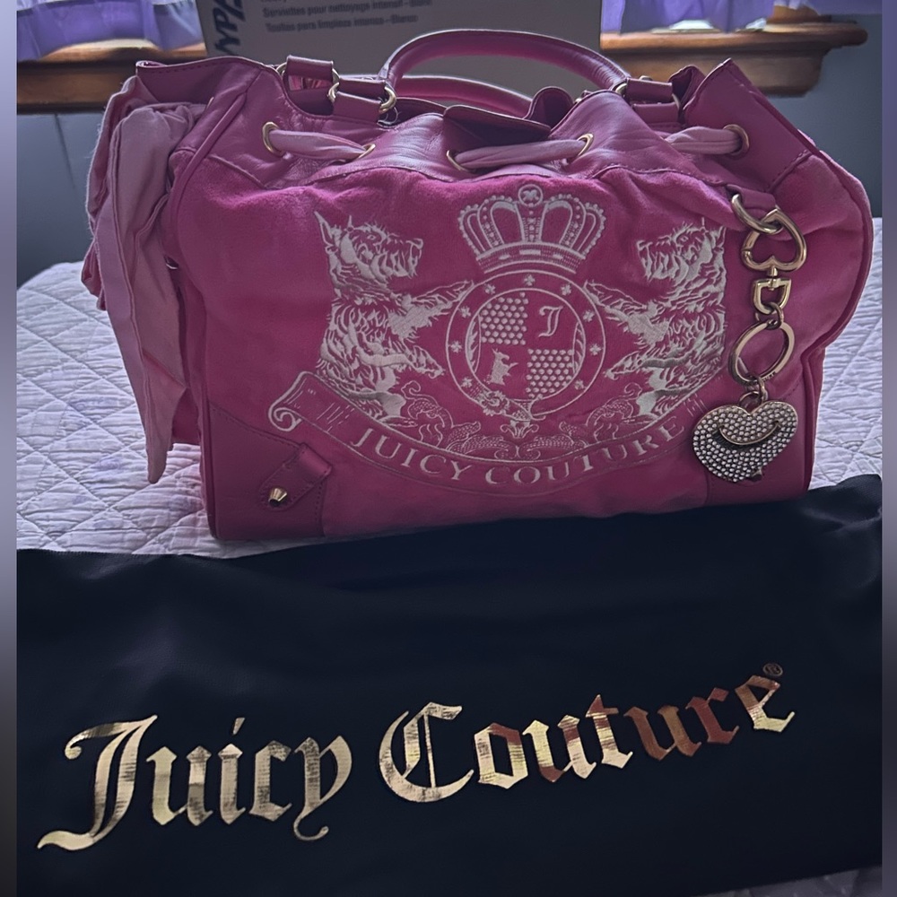 Hot Pink Juicy Couture